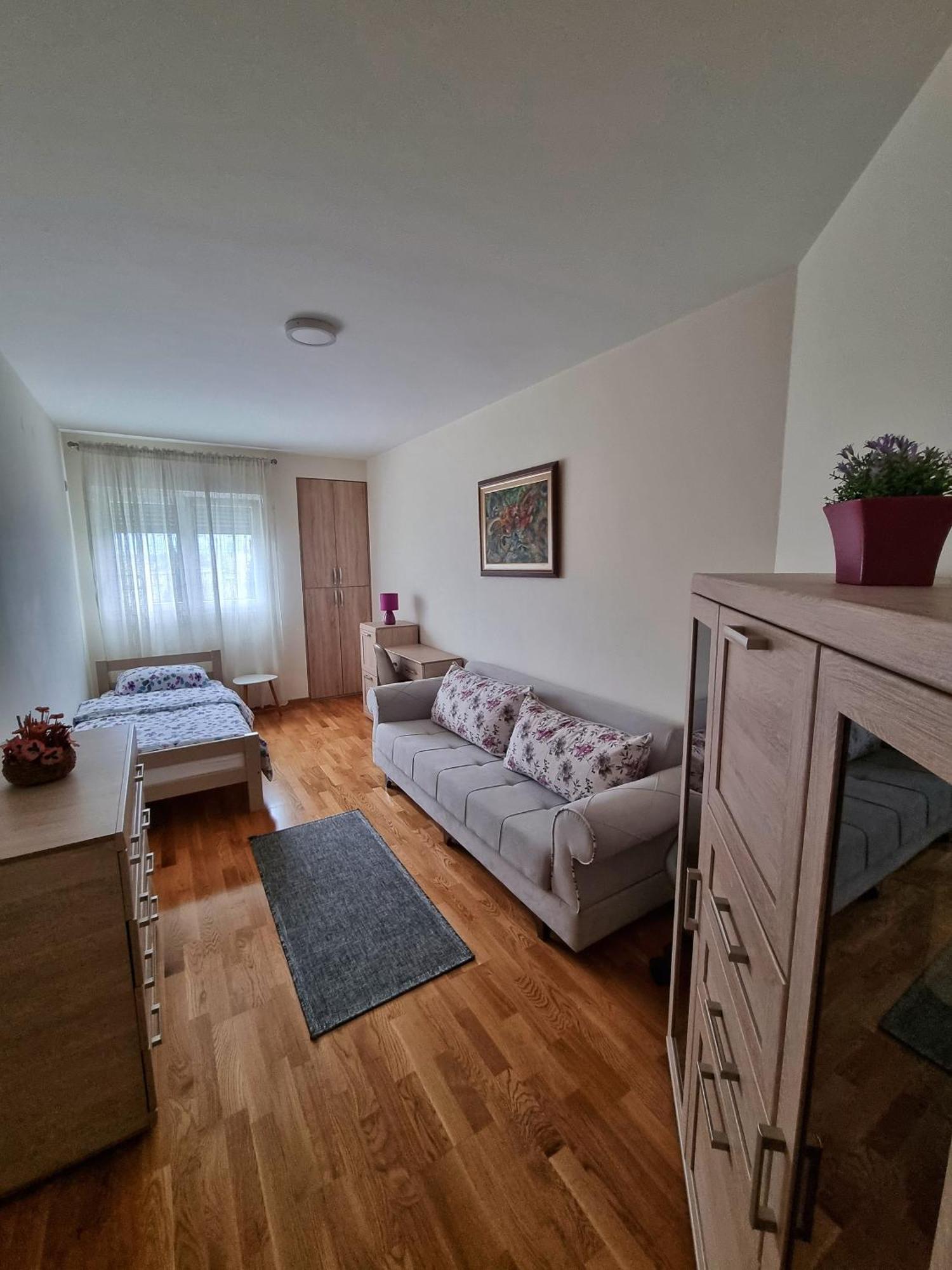 Riverside Apartment Podgorica Exterior foto